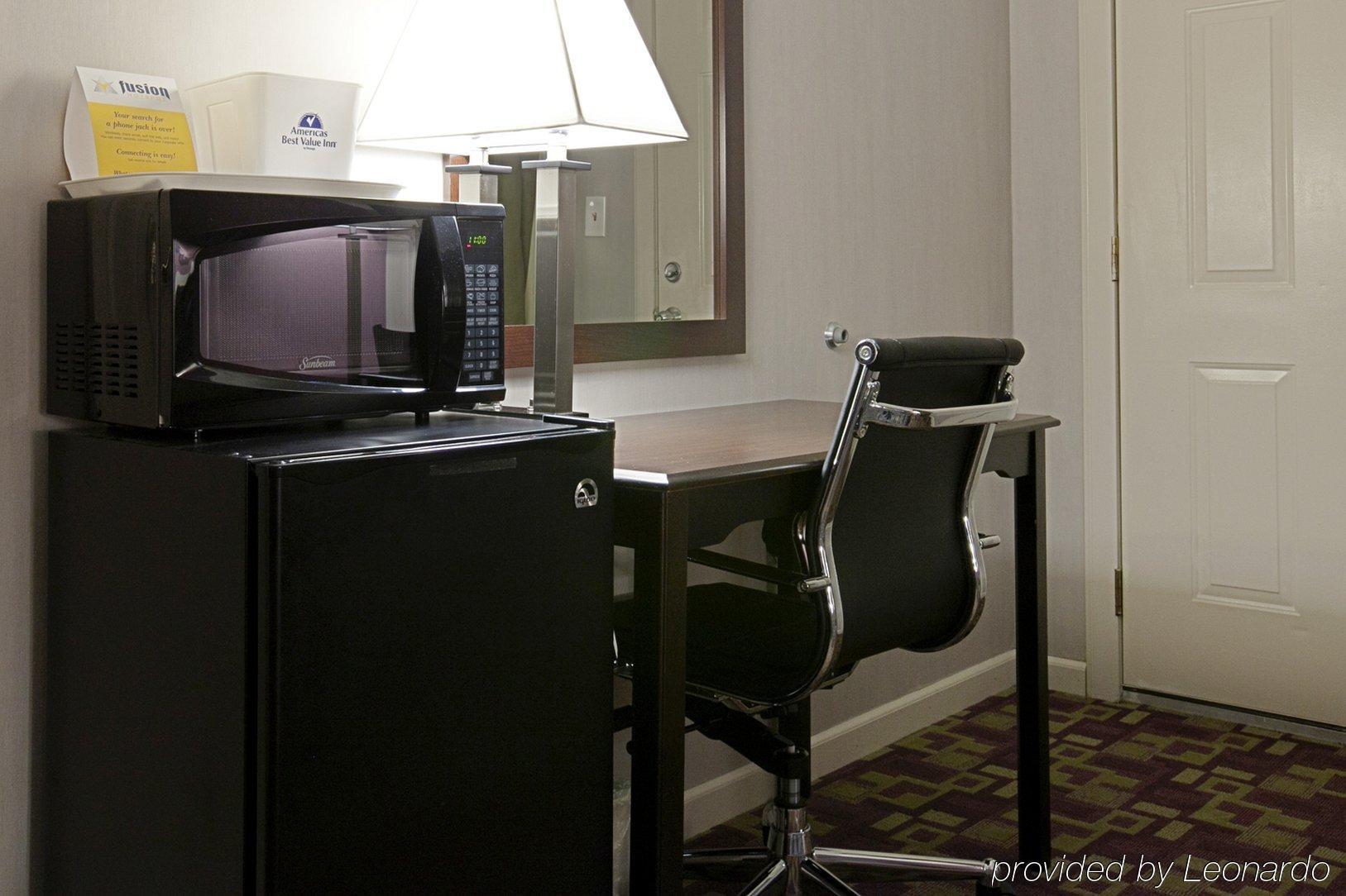 Mount Holyoke Inn Room photo