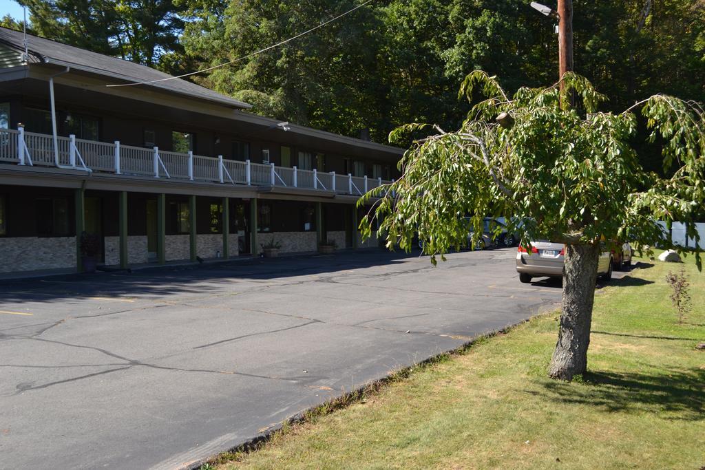 Mount Holyoke Inn Exterior photo